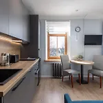 Great Location - 5min To Old Town Riga