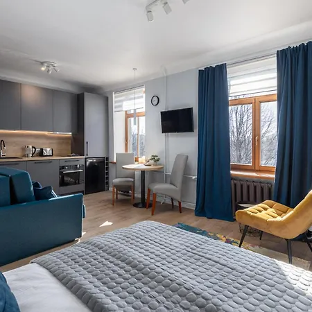Great Location - 5min To Old Town * Рига