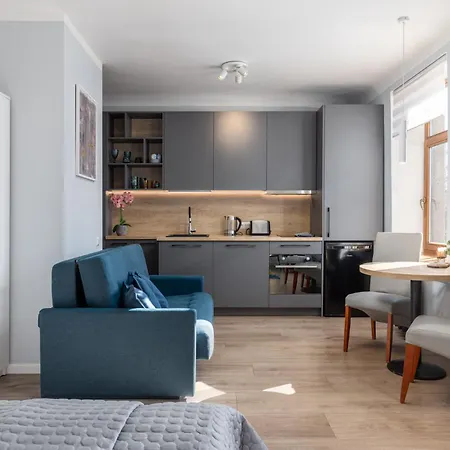 Great Location - 5min To Old Town * Рига